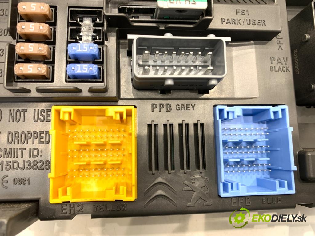OPEL CORSA F liftback 2020 55 kW 1.2 (68) 1199 Modul BSI 9832880280 (Poistková skrinka)