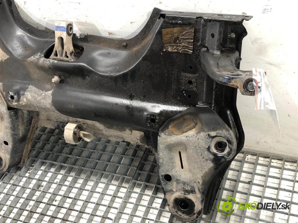 OPEL CORSA F liftback 2020 55 kW 1.2 (68) 1199 Výstuha pod Motor  (Výstuhy predné)