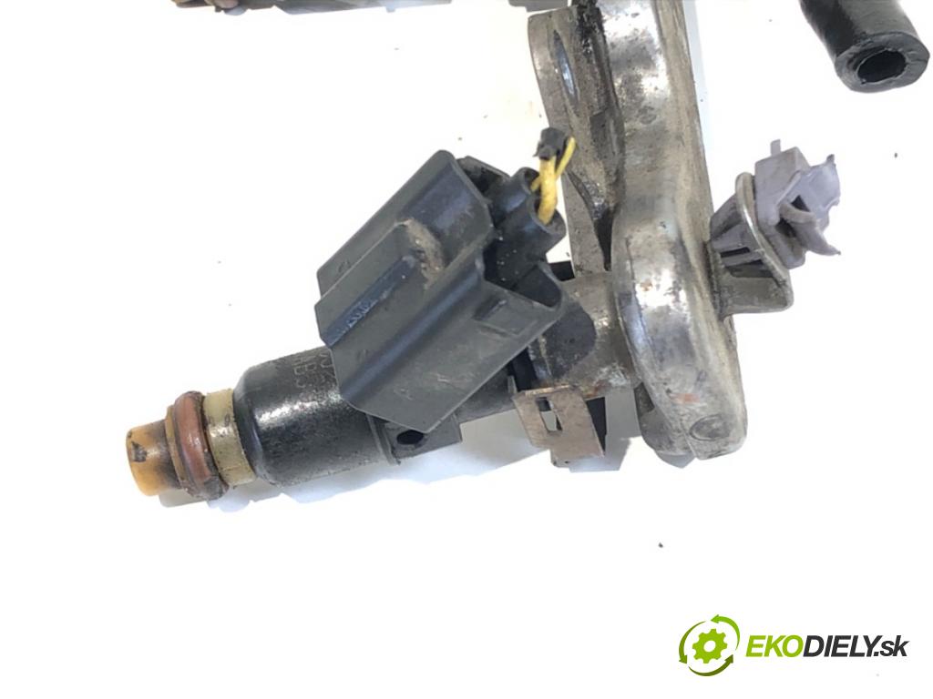 HONDA CIVIC IX sedan 2013 104 kW 1.8 (FB2) 1799 Lišta vstrekovacia  (Vstrekovacia lišta)