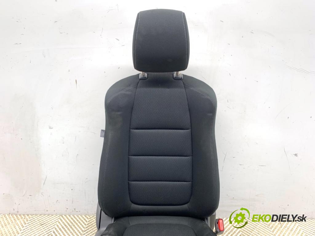 MAZDA CX-5 SUV 2016 121 kW 2.0 (KEEFW) 1998 Sedadlo pravy predný