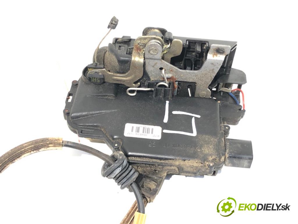 SEAT LEON I liftback 2002 77 kW 1.6 16 V 1598 zámok dveře levý zadní část 3B4839015M