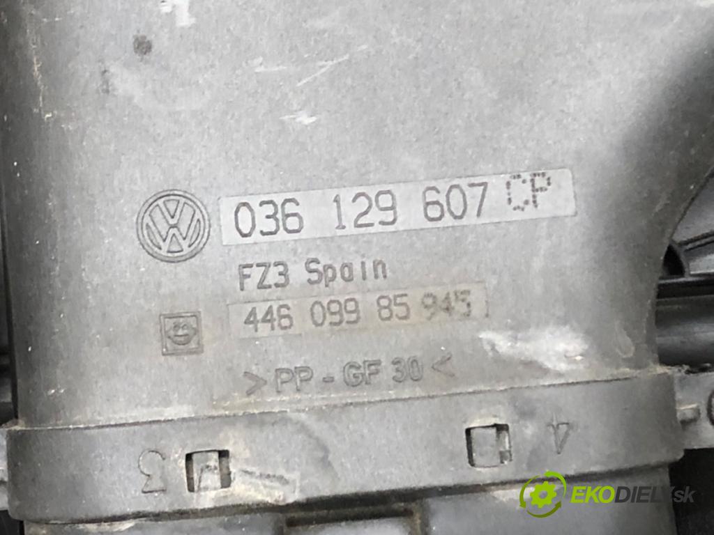 SEAT LEON I liftback 2002 77 kW 1.6 16 V 1598 Kryt Motor 036129607CP (Kryt motora)