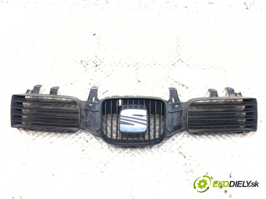 SEAT LEON I liftback 2002 77 kW 1.6 16 V 1598 mřížka maska 1M0853651F (Mřížky (masky) chladičů)