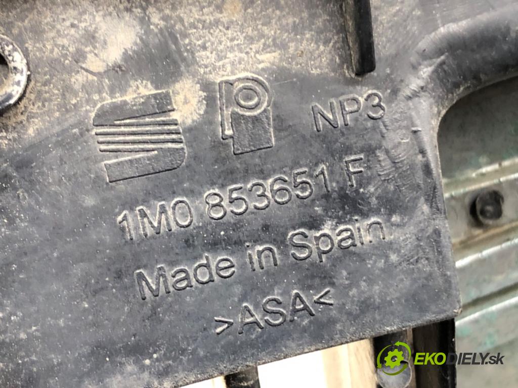 SEAT LEON I liftback 2002 77 kW 1.6 16 V 1598 Mriežka maska 1M0853651F (Mriežka predná (maska chladiča))