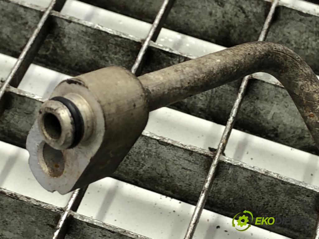 TOYOTA AVENSIS T25 Kombi 2004 85 kW 2.0 D-4D (CDT250_) 1995 rúrka klimatizácie  (Rúrka klimatizácie)