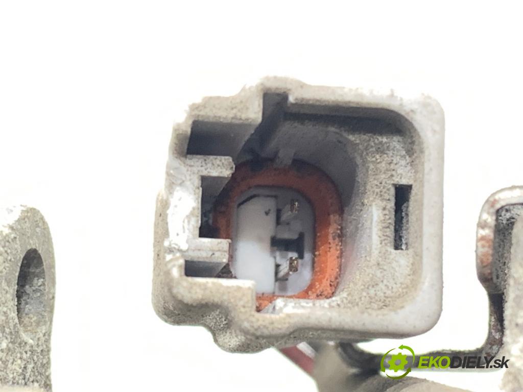 RENAULT MEGANE III Kombi 2009 96 kW 1.9 dCi (KZ0J, KZ0N, KZ1S) 1870 Kompresor klimatizácie 8200956574-A (Kompresor klimatizácie)