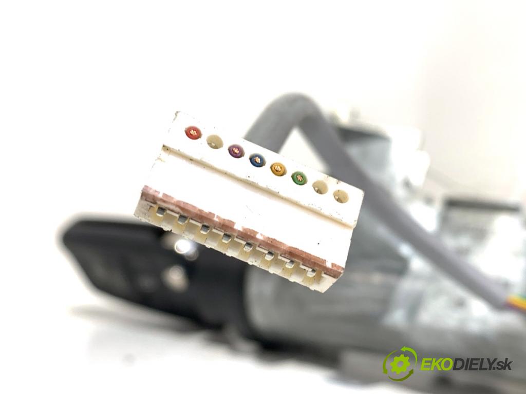 SEAT LEON III liftback 2017 92 kW 1.4 TSI 1395 spinačka (Spínacia skrinka)