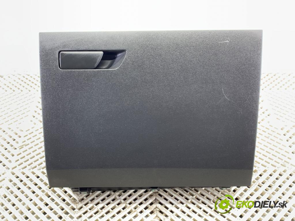 SEAT LEON III liftback 2017 92 kW 1.4 TSI 1395 Priehradka, kastlík spolujazdca 5F1857095 (Priehradka (kastlík))