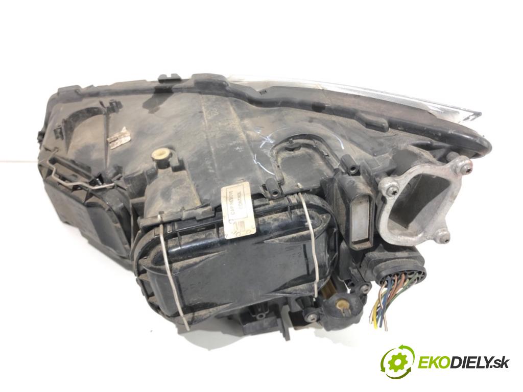 SEAT LEON III liftback 2017 92 kW 1.4 TSI 1395 světlomet pravý přední část 5F1941016B