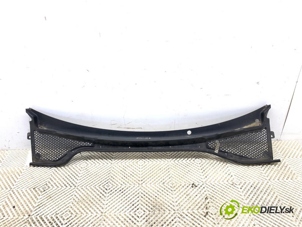 SEAT LEON III liftback 2017 92 kW 1.4 TSI 1395 Torpédo, plast pod čelné okno 5F2819403F (Torpédo (plast pod čelným sklom))