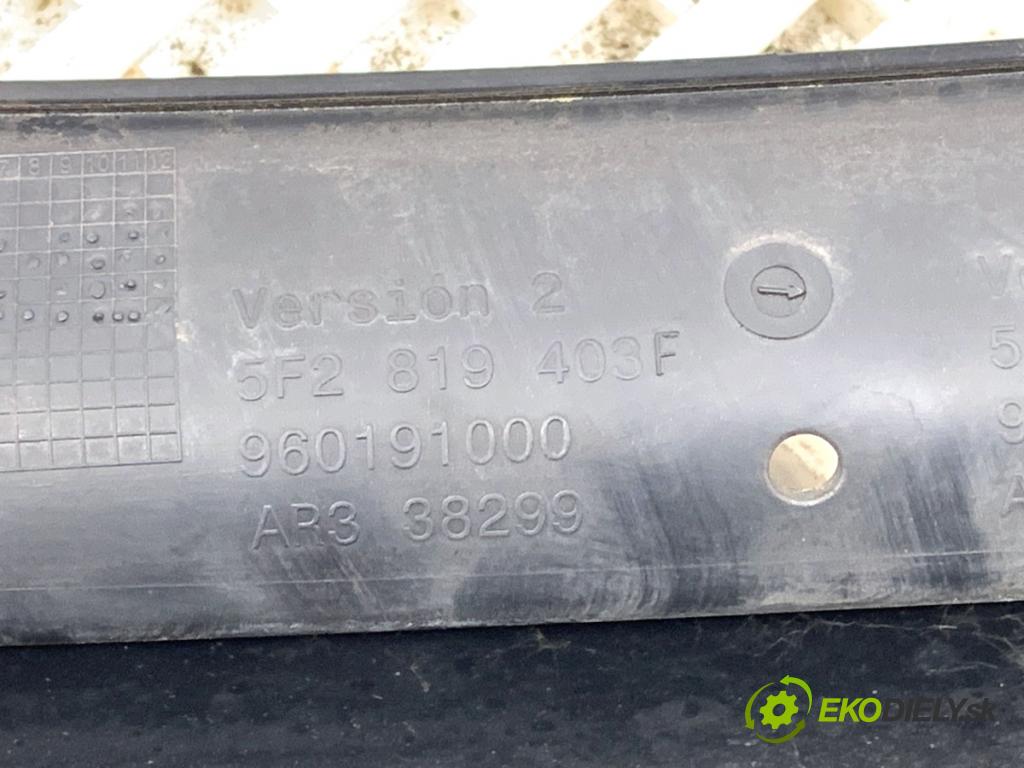 SEAT LEON III liftback 2017 92 kW 1.4 TSI 1395 Torpédo, plast pod čelné okno 5F2819403F (Torpédo (plast pod čelným sklom))