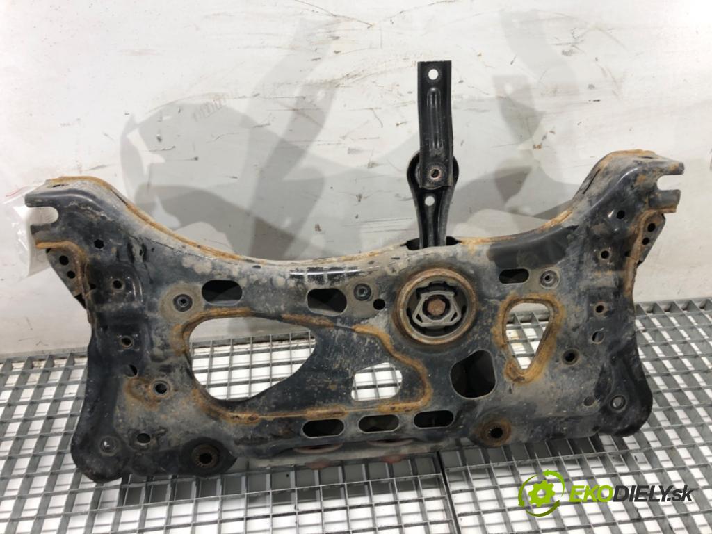 SEAT LEON III liftback 2017 92 kW 1.4 TSI 1395 výztuha pod motor 5Q0199315Q (Výztuhy přední)