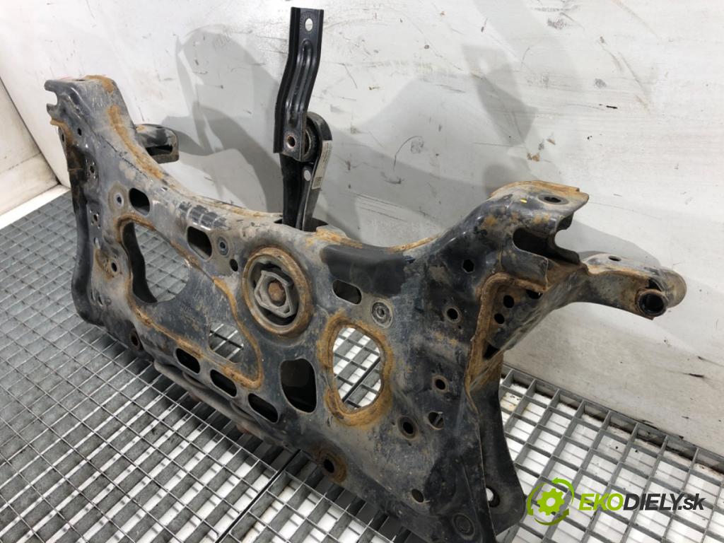 SEAT LEON III liftback 2017 92 kW 1.4 TSI 1395 výztuha pod motor 5Q0199315Q (Výztuhy přední)