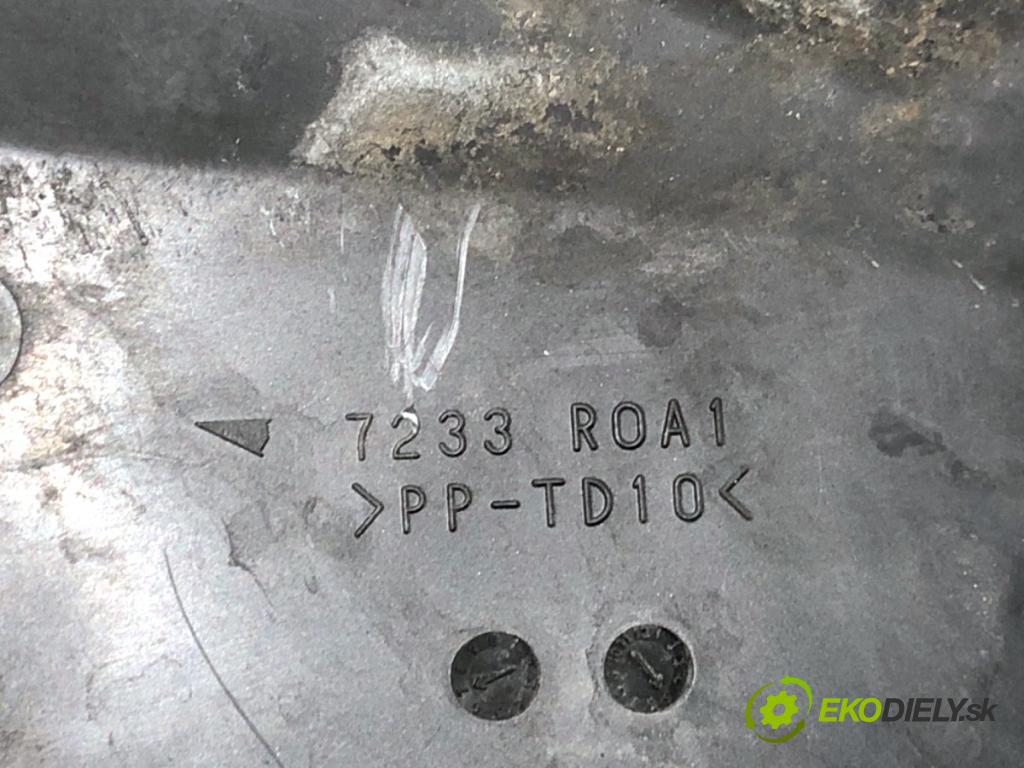 TOYOTA AURIS I liftback 2007 66 kW 1.4 D-4D (NDE150_) 1364 skříňka poistková  (Pojistkové skříňky)