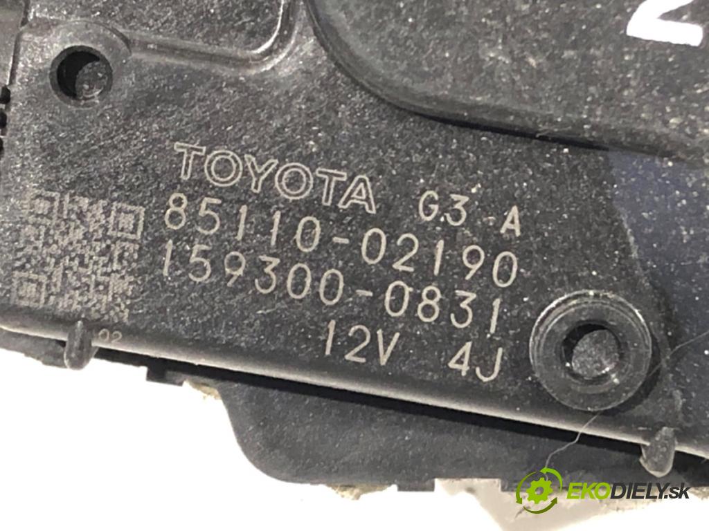 TOYOTA AURIS I liftback 2007 66 kW 1.4 D-4D (NDE150_) 1364 Mechanizmus stieračov predný 85110-02190 (Motorček stieračov predný)