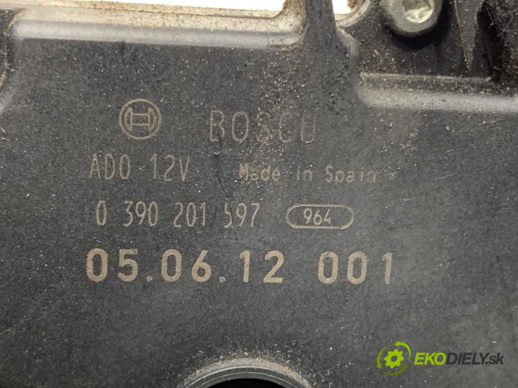 BMW E61 Kombi 2005 120 kW 525 d 2497 Motor stieračov zad 0390201597