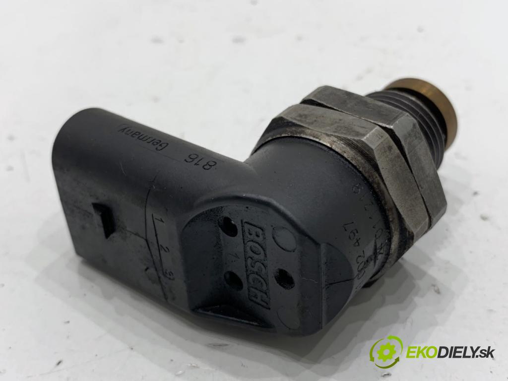 BMW E61 Kombi 2005 120 kW 525 d 2497 Snímač tlaku paliva 0281002497 (Snímač)