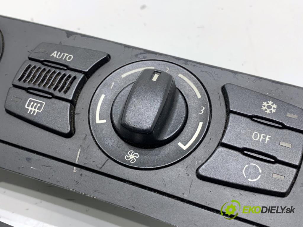 BMW E61 Kombi 2005 120 kW 525 d 2497 Panel ovládania kúrenia 6950628 (Prepínacie páčky pod volantom)