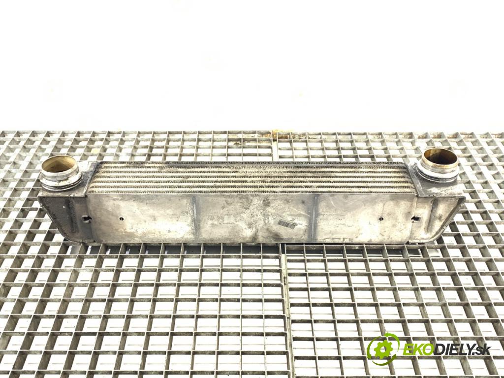 BMW E61 Kombi 2005 120 kW 525 d 2497 intercooler 7787446 (Intercooler (chladič nasávaného vzduchu))