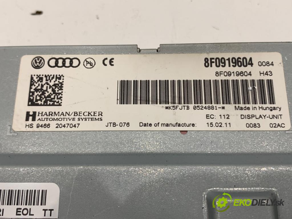 AUDI A5 8T coupe 2011 155 kW 2.0 TFSI 1984 Dislpej 8F0919604 (Prístrojová doska)