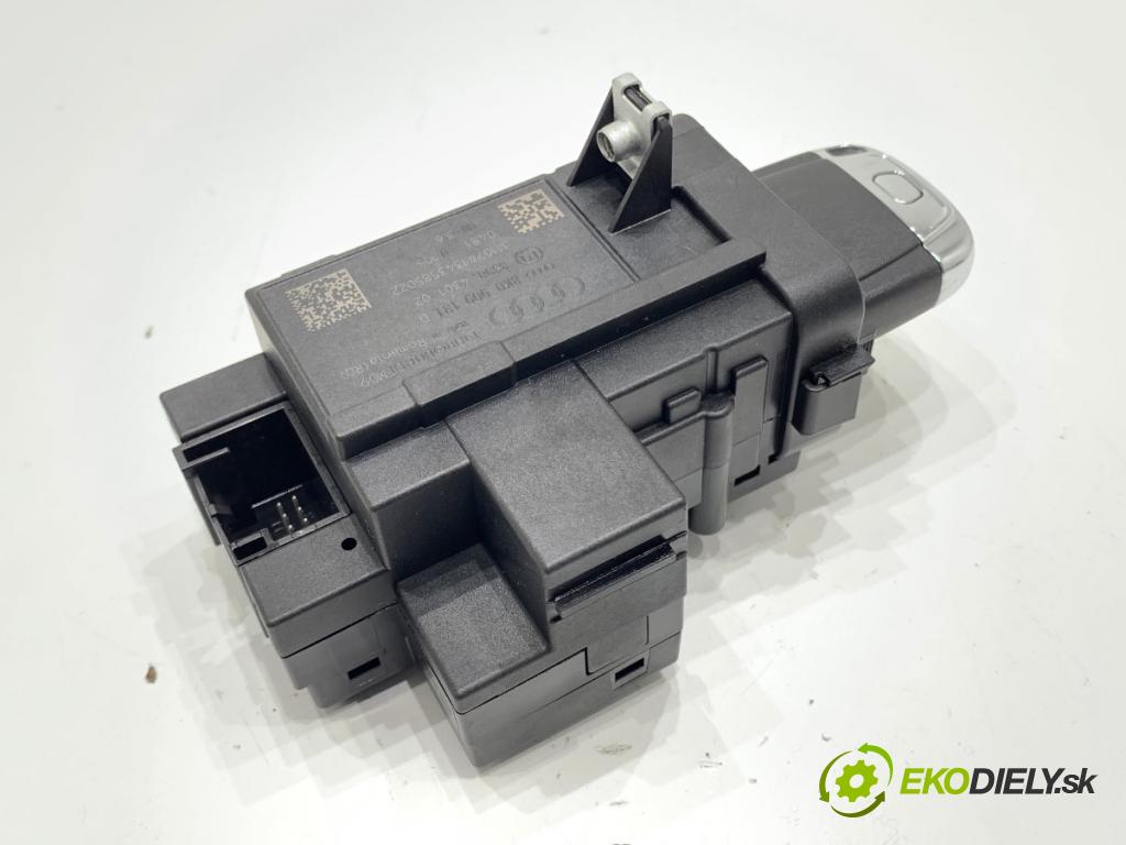 AUDI A5 8T coupe 2011 155 kW 2.0 TFSI 1984 spinačka 8K0909131D (Spínacia skrinka)