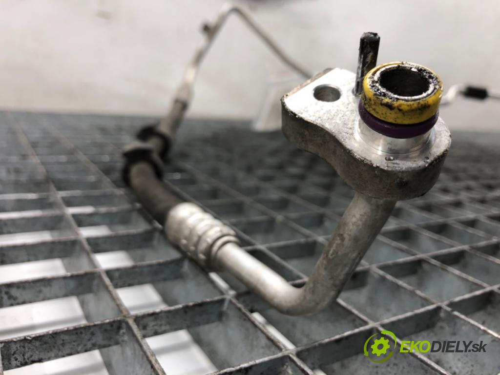 AUDI A5 8T coupe 2011 155 kW 2.0 TFSI 1984 rúrka klimatizácie  (Rúrka klimatizácie)