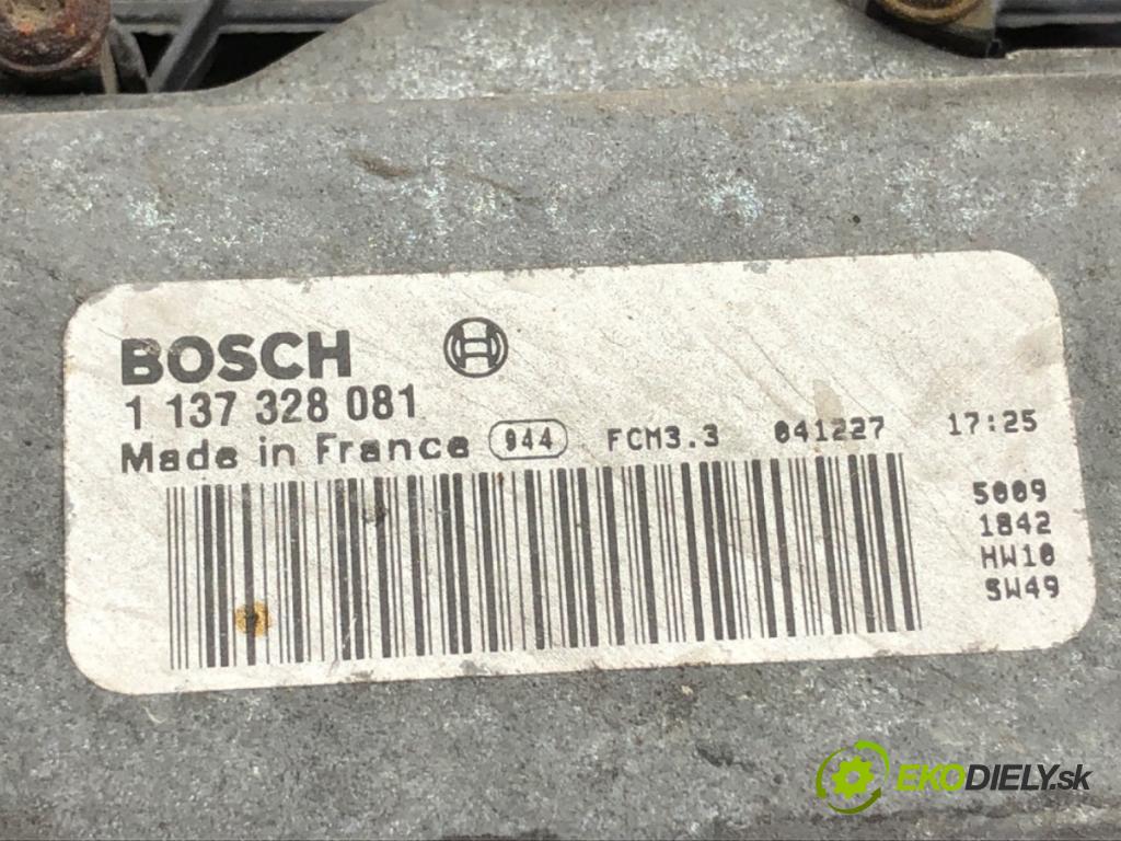 VOLVO S80 I sedan 2001 103 kW 2.4 2435 Ventilátor chladiča 0130303909 (Ventilátor)