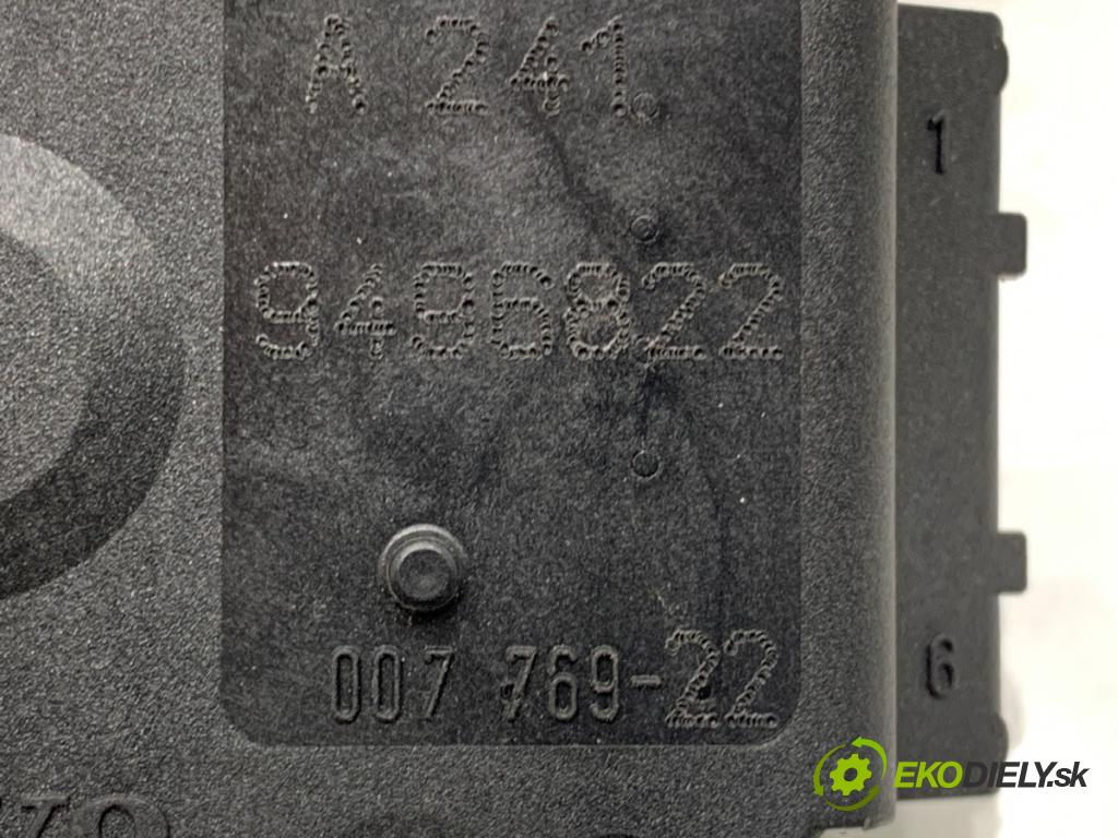 VOLVO S80 I sedan 2001 103 kW 2.4 2435 Potenciometer plynu 9496822 (Potenciometer plynového pedálu)