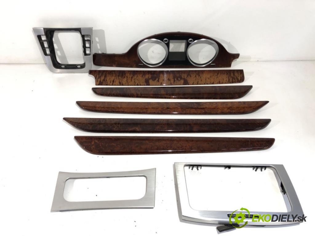 VW PASSAT CC B6 coupe 2008 125 kW 2.0 TDI 1968 lišty kryt 3C8867409L 3C8867410L (Lišta)
