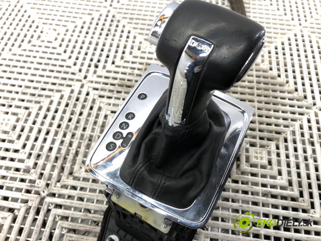 VW PASSAT CC B6 coupe 2008 125 kW 2.0 TDI 1968 Kulisa 3C1713025H (Rýchlostná páka (kulisa))