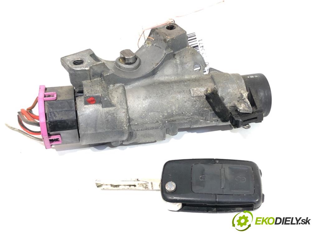 VW BORA I sedan 2002 74 kW 1.9 TDI 4motion 1896 spinačka 4B0905851C (Spínacia skrinka)