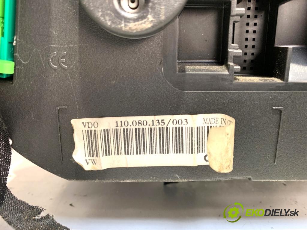 VW BORA I sedan 2002 74 kW 1.9 TDI 4motion 1896 Prístrojovka 110.080.135/003 (Prístrojová doska)