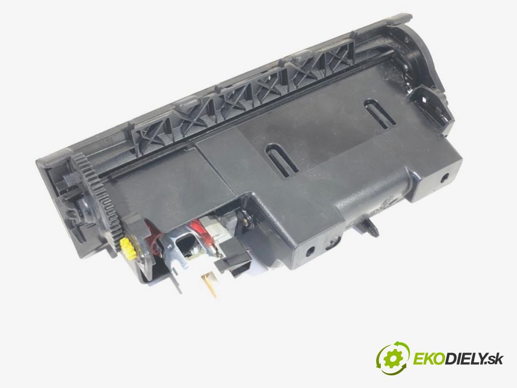 VW PASSAT CC B6 coupe 2008 125 kW 2.0 TDI 1968 Popolník Priehradka, kastlík 3C0883284