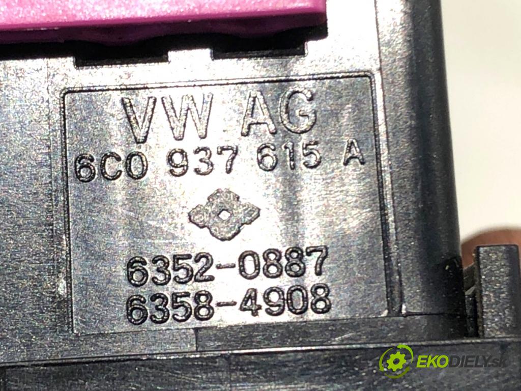 SKODA FABIA III liftback 2018 70 kW 1.0 TSI 999 skříňka poistková 6C0937615A (Pojistkové skříňky)