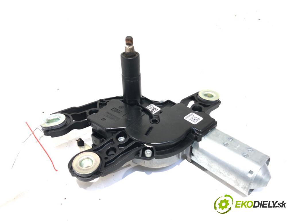 SKODA FABIA III liftback 2018 70 kW 1.0 TSI 999 Motor stieračov zad 5F4955711A