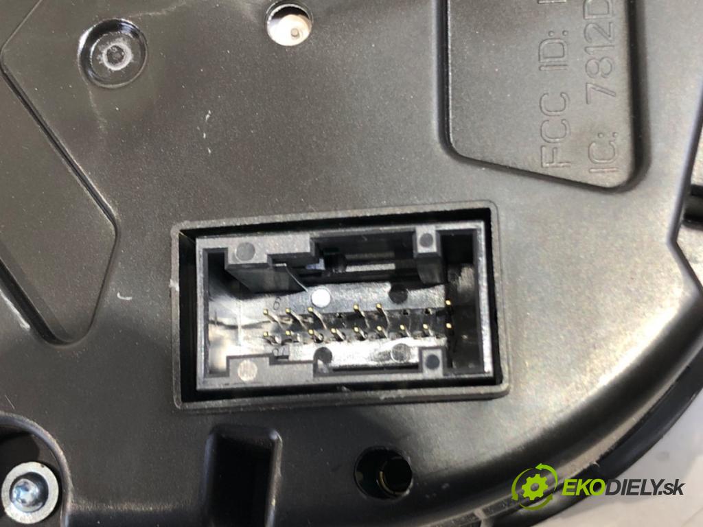 SKODA FABIA III liftback 2018 70 kW 1.0 TSI 999 Prístrojovka 6V0920730B (Prístrojová doska)