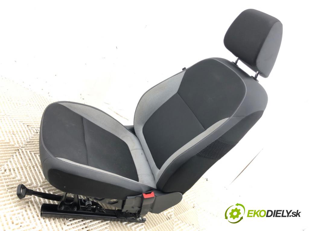 SKODA FABIA III liftback 2018 70 kW 1.0 TSI 999 Sedadlo pravy predný