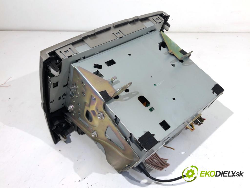 TOYOTA COROLLA E13 nadwozie wielkoprzestrzenne (MPV) 2007 100 kW 2.2 D-4D (AUR10_) 2231 RADIO 86120-0F010 (Audio zariadenie)