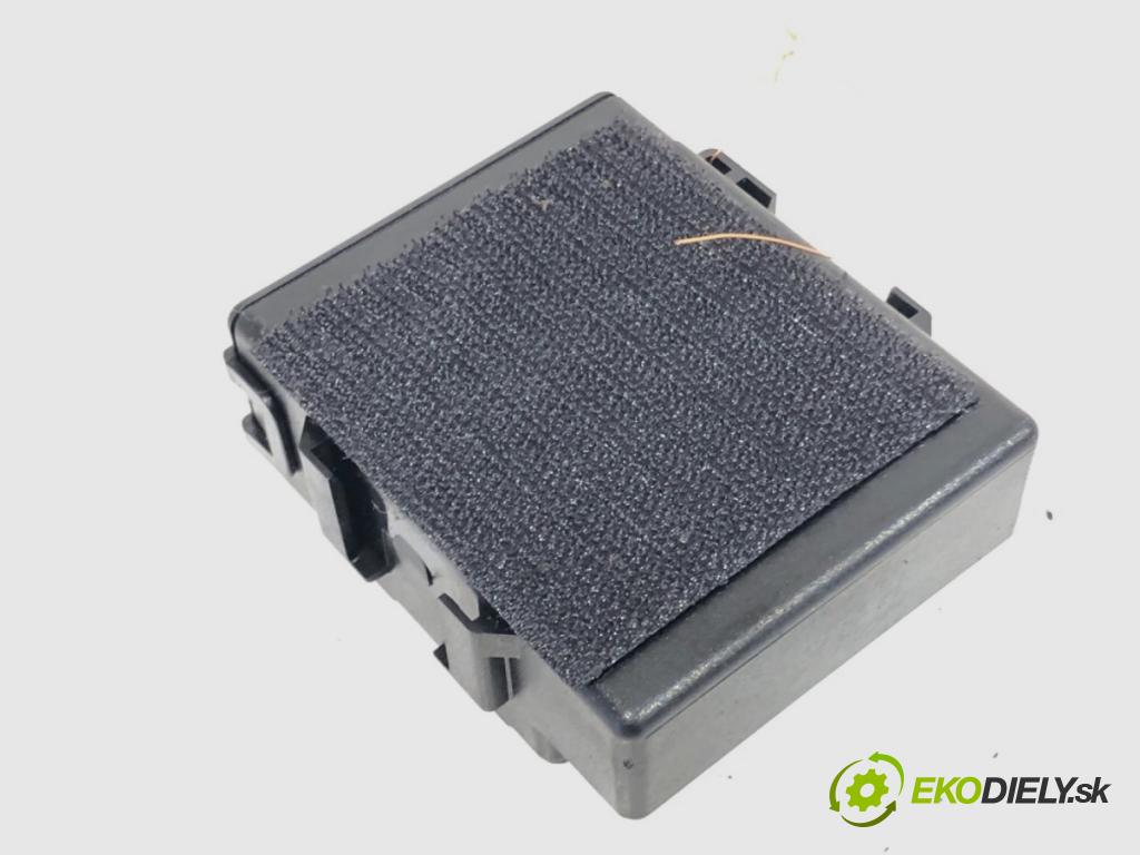 TOYOTA COROLLA E13 nadwozie wielkoprzestrzenne (MPV) 2007 100 kW 2.2 D-4D (AUR10_) 2231 Modul PDC 4M0156T3A (Riadiaca jednotka ostatné)