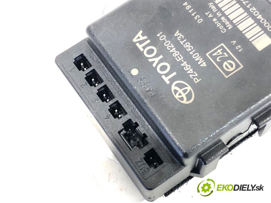 TOYOTA COROLLA E13 nadwozie wielkoprzestrzenne (MPV) 2007 100 kW 2.2 D-4D (AUR10_) 2231 Modul PDC 4M0156T3A (Riadiaca jednotka ostatné)