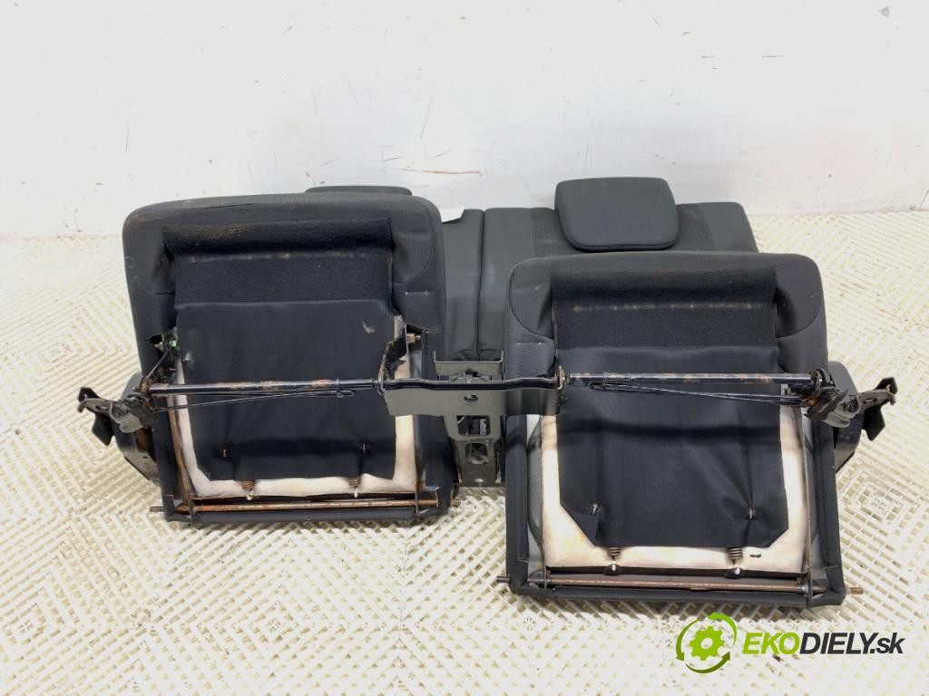 TOYOTA COROLLA E13 nadwozie wielkoprzestrzenne (MPV) 2007 100 kW 2.2 D-4D (AUR10_) 2231 Sedadlo zad Sedadlo III rad