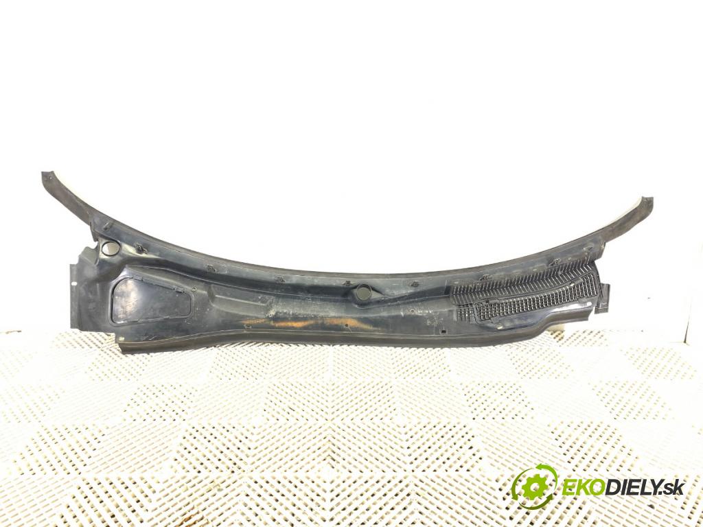 CHRYSLER 300C sedan 2004 183 kW 3.5 3518 Torpédo, plast pod čelné okno 04805834AA (Torpédo (plast pod čelným sklom))