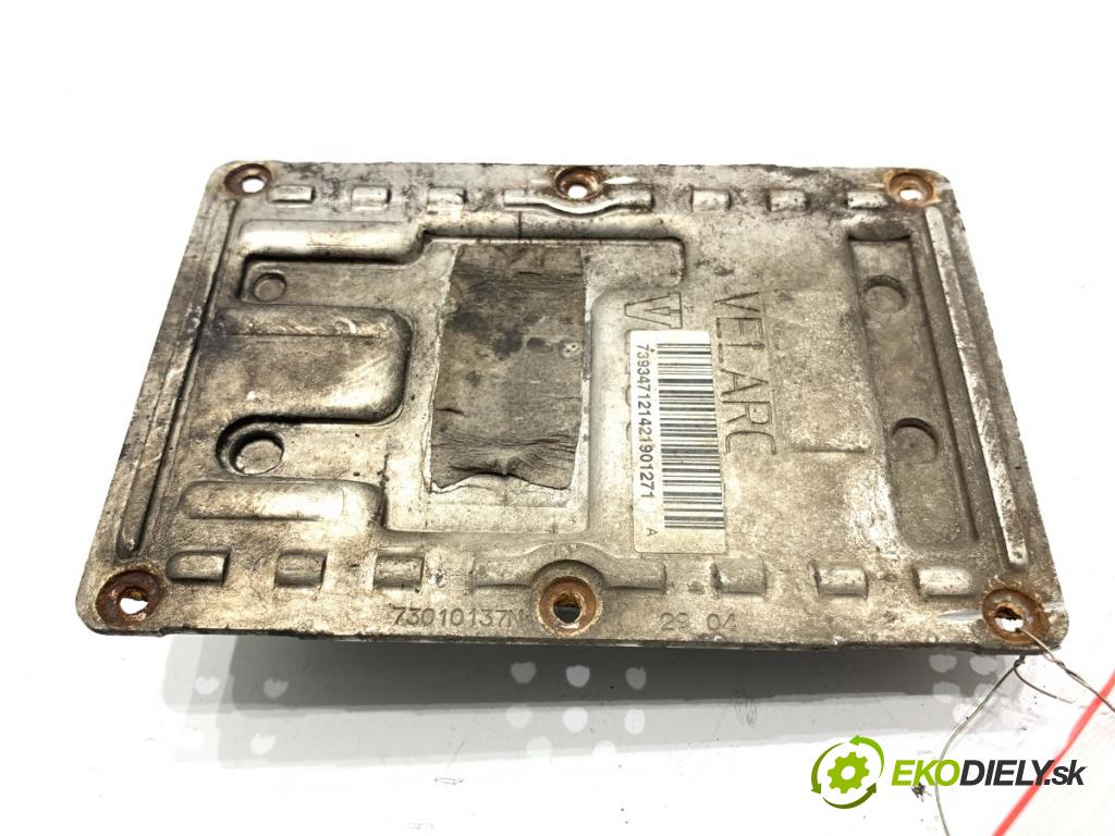 CHRYSLER 300C sedan 2004 183 kW 3.5 3518 Menič XENON 73010137N (Riadiaca jednotka xenónu)