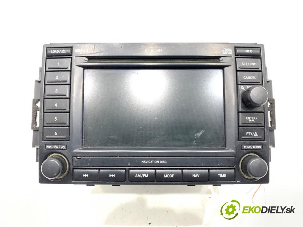 CHRYSLER 300C sedan 2004 183 kW 3.5 3518 RADIO 05064184AE (Audio zariadenie)