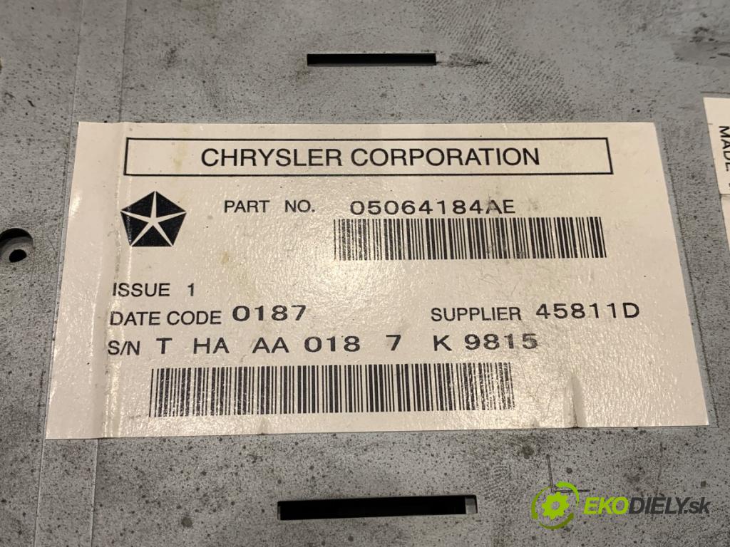 CHRYSLER 300C sedan 2004 183 kW 3.5 3518 RADIO 05064184AE (Audio zariadenie)