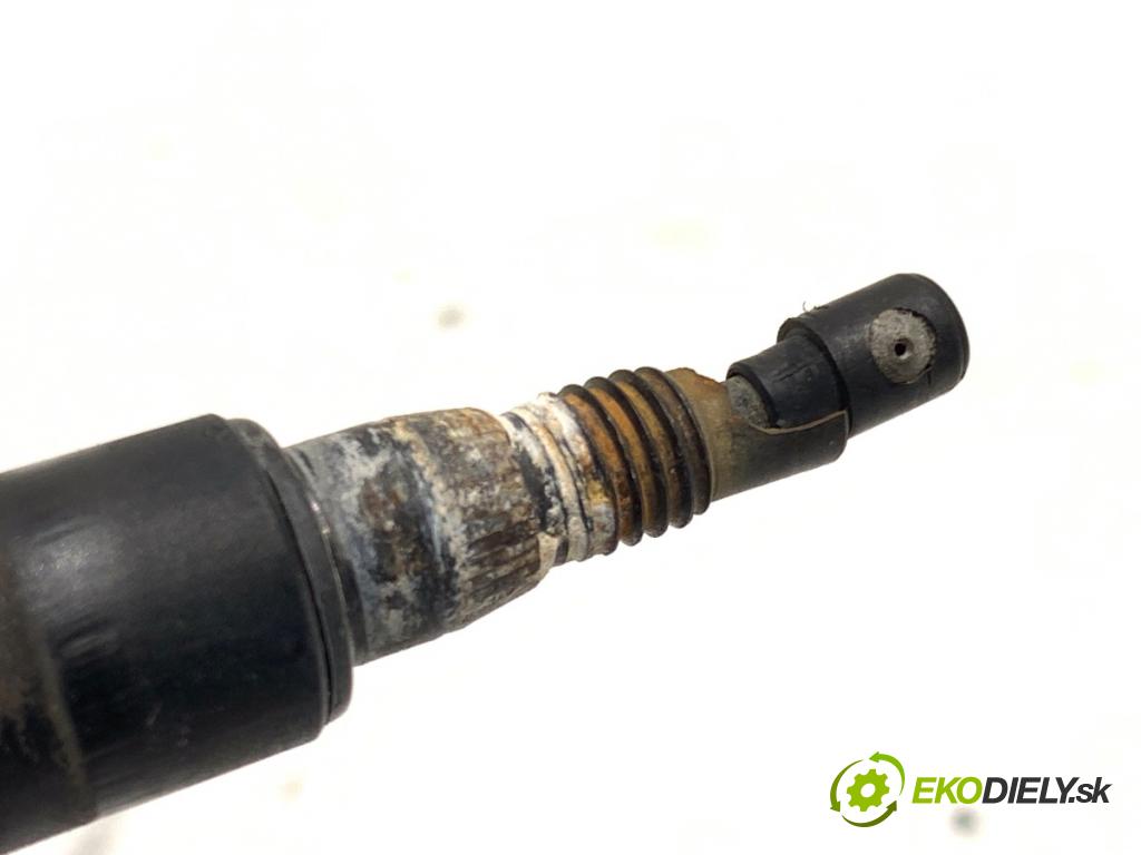 MERCEDES-BENZ W245 liftback 2006 85 kW B 170 (245.232) 1699 Motor stieračov zad A1698201440