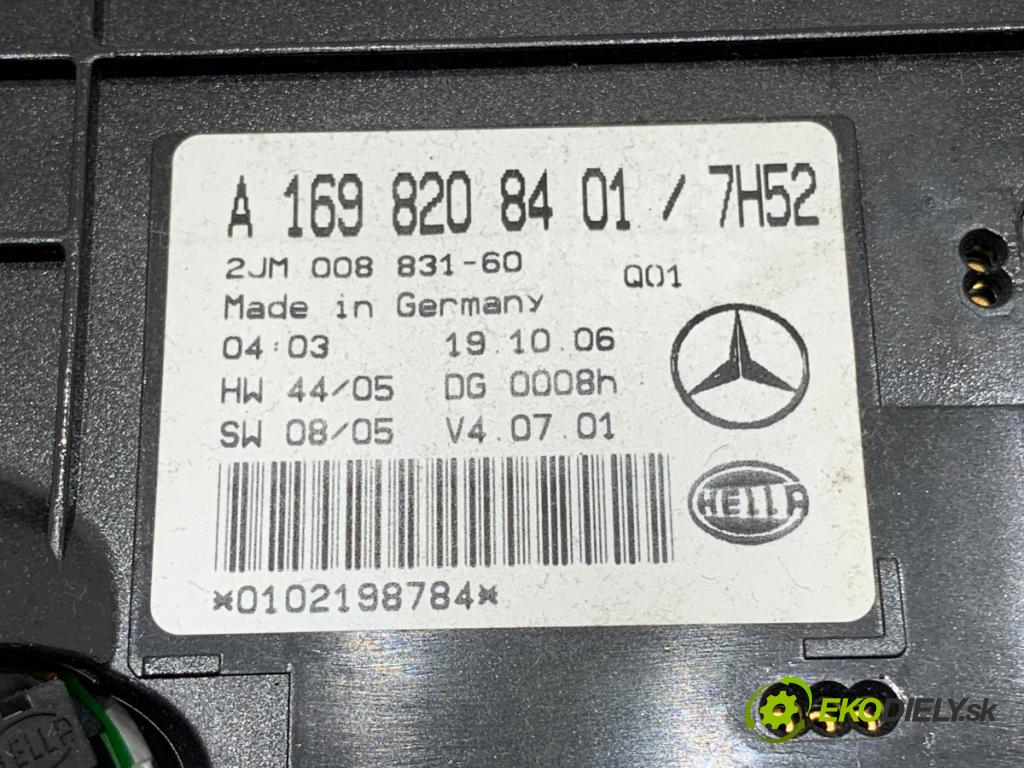 MERCEDES-BENZ W245 liftback 2006 85 kW B 170 (245.232) 1699 Svetlo stropné 1698208401