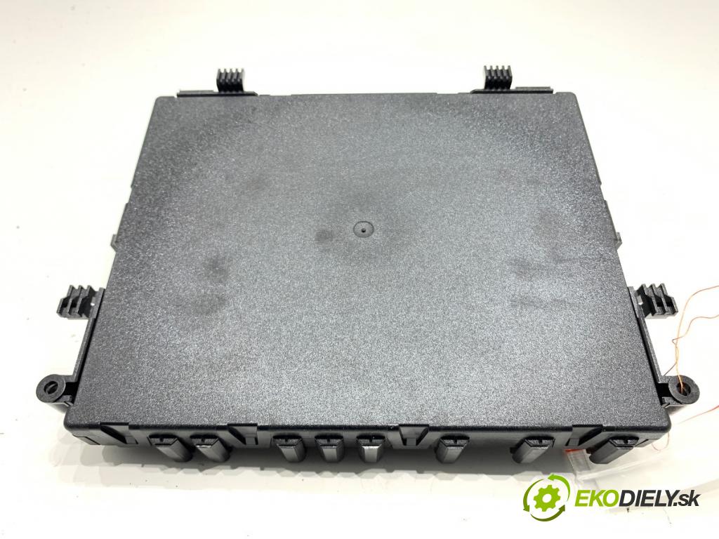 MERCEDES-BENZ W245 liftback 2006 85 kW B 170 (245.232) 1699 Modul SAM A1695454332 (Elektrosúčasti ostatné)