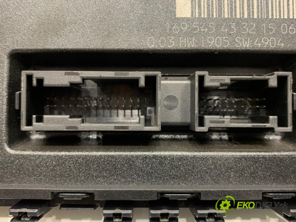 MERCEDES-BENZ W245 liftback 2006 85 kW B 170 (245.232) 1699 Modul SAM A1695454332 (Elektrosúčasti ostatné)