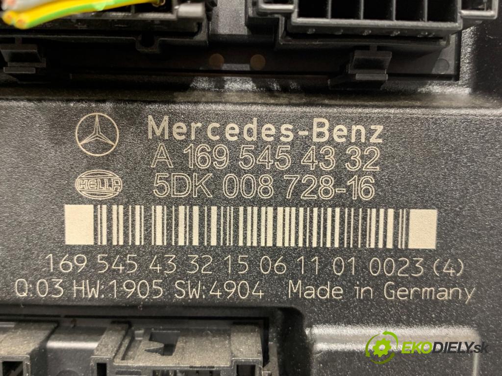 MERCEDES-BENZ W245 liftback 2006 85 kW B 170 (245.232) 1699 Modul SAM A1695454332 (Elektrosúčasti ostatné)